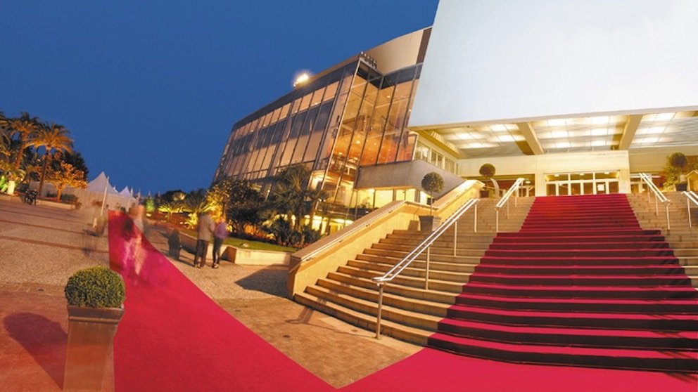 Palais des Festivals, Cannes, seen during a day trip with Sunny Days Prestige Travel. Image courtesy: http://www.hotel-plm.com